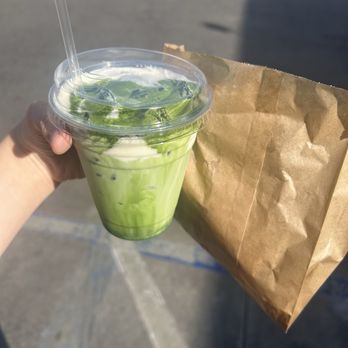 DuraCoffee - Einspanner, Butter Croissant - Coffee & Tea Near Me - Los Angeles, California