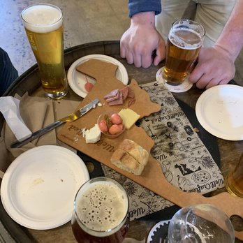 Union Craft Brewing - Cheese and meat board - Brewpubs Near Me - Baltimore, Maryland Union Craft Brewing - Cheese and meat board - Brewpubs Near Me - Baltimore, Maryland