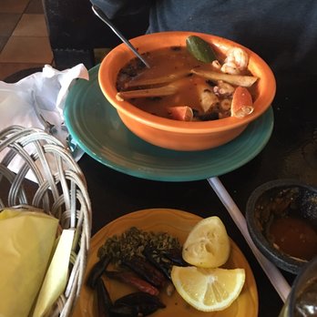El Michoacano Restaurant - No Bueno - Mexican Near Me - Hollister, California
