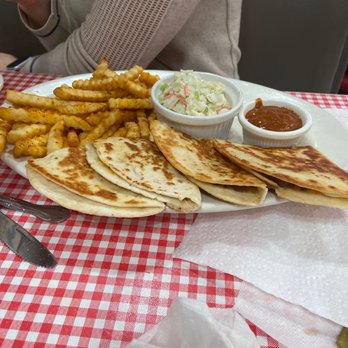 Sammy Lou's Home Cooking & BBQ - Brisket quesadilla - Barbeque Near Me - Rowlett, Texas Sammy Lou's Home Cooking & BBQ - Brisket quesadilla - Barbeque Near Me - Rowlett, Texas