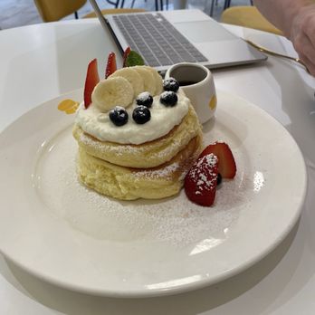 Fluffy Fluffy - Desserts Near Me - Tustin, California