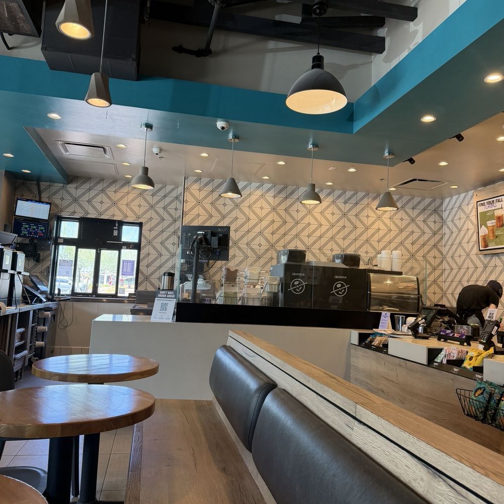 The Coffee Bean & Tea Leaf - Inside seating - Coffee & Tea Near Me - Scottsdale, Arizona The Coffee Bean & Tea Leaf - Inside seating - Coffee & Tea Near Me - Scottsdale, Arizona