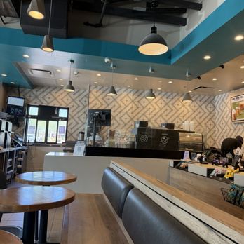 The Coffee Bean & Tea Leaf - Inside seating - Coffee & Tea Near Me - Scottsdale, Arizona The Coffee Bean & Tea Leaf - Inside seating - Coffee & Tea Near Me - Scottsdale, Arizona