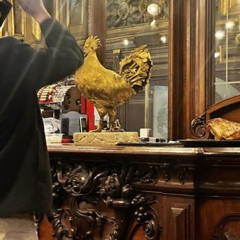 Le Train Bleu - Apparently the chicken has no story - French Near Me - Paris, 75 Le Train Bleu - Apparently the chicken has no story - French Near Me - Paris, 75