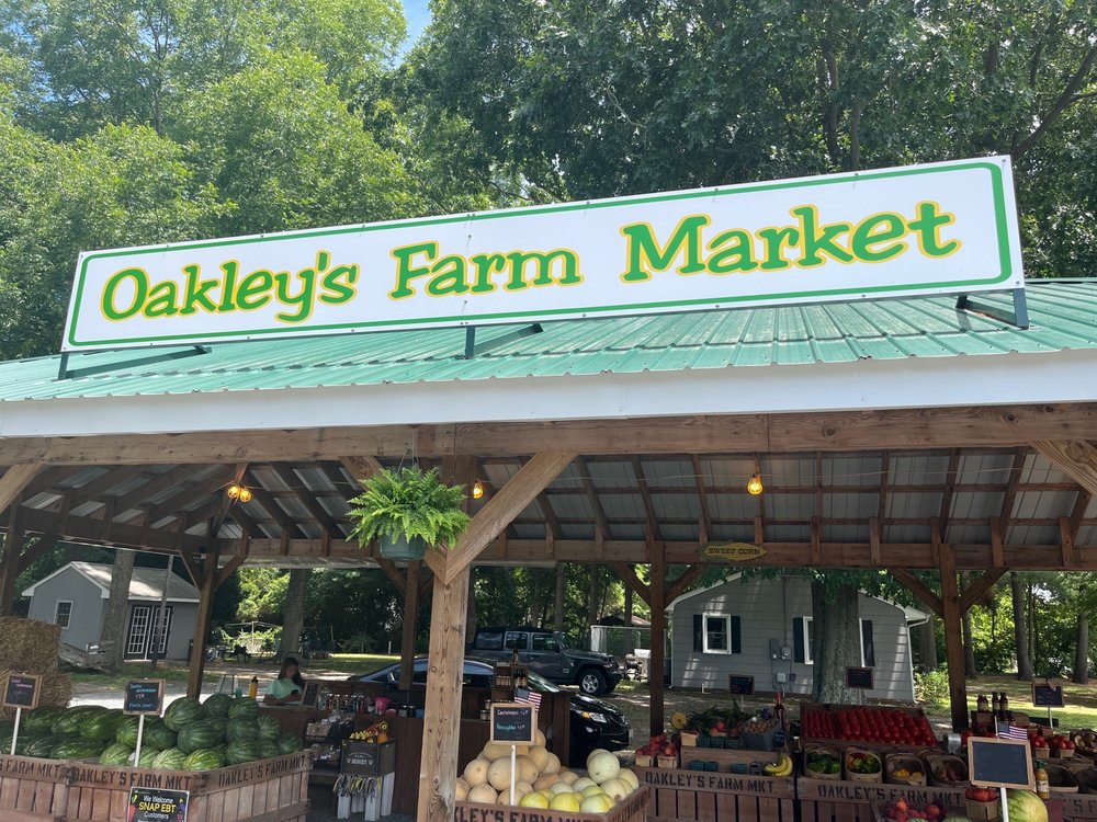 Oakley's Farm Market Logo