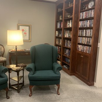 Shiloh Morning Inn - Movies and books available at any time - Bed & Breakfast Near Me - Ardmore, Oklahoma Shiloh Morning Inn - Movies and books available at any time - Bed & Breakfast Near Me - Ardmore, Oklahoma