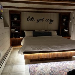Barnstead Inn - The bedroom