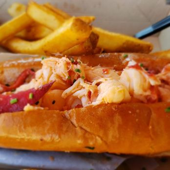 Dune Brothers - New American Near Me - Providence, Rhode Island
