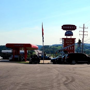 Sheetz - Truck Parking - Gas Stations Near Me - Blairsville, Pennsylvania