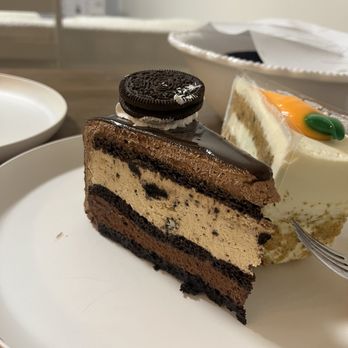 Oasis Cafe - Oreo Mousse - Bakeries Near Me - New York, New York Oasis Cafe - Oreo Mousse - Bakeries Near Me - New York, New York