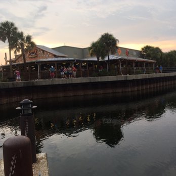 Cody's Roadhouse - Restaurant sits right by the water - American Near Me - Lady Lake, Florida Cody's Roadhouse - Restaurant sits right by the water - American Near Me - Lady Lake, Florida