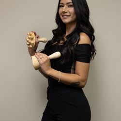 Nani Contour - Hello, I'm Jasmine. I'm the owner of Nani Contour. Text or call me to schedule an appointment. I hope to work with you soon!