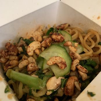 honeygrow - Spicy garlic choose your own stir fry -5/5, highly recommend! - Salad Near Me - Philadelphia, Pennsylvania