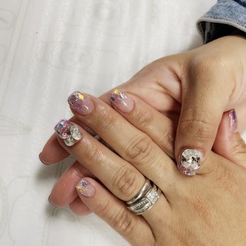 Chloe Beauty - Nail Salons Near Me - Las Vegas, Nevada