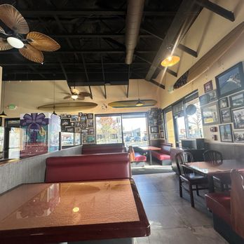 Pizza My Heart - Clean & ample space - Pizza Near Me - Dublin, California
