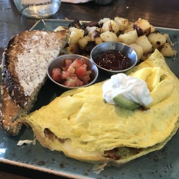 First Watch - Breakfast & Brunch Near Me - Sarasota, Florida
