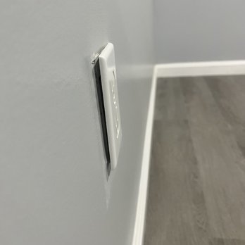 AM General Contracting & Remodeling - Same wall is not straight and outlets are falling out the of the wall!!!! - General Contractors Near Me AM General Contracting & Remodeling - Same wall is not straight and outlets are falling out the of the wall!!!! - General Contractors Near Me