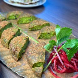 Fitoor - Indian Food Obsession - Fitoor - closeup of railway cutlets