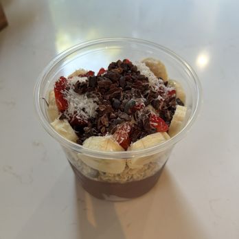 The Blend Superfood Bar - Acai bowl - chocolate coconut. Yum! - Juice Bars & Smoothies Near Me - Ojai, California