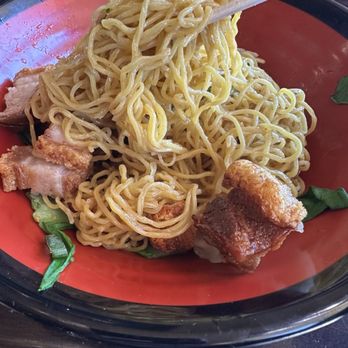 Thai Fix - Crispy Pork Belly with Egg Noodles and Shrimp Wonton - Thai Near Me - Huntington Beach, California Thai Fix - Crispy Pork Belly with Egg Noodles and Shrimp Wonton - Thai Near Me - Huntington Beach, California