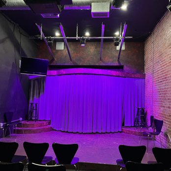 Fanatic Salon - Performing Arts Near Me - Culver City, California Fanatic Salon - Performing Arts Near Me - Culver City, California