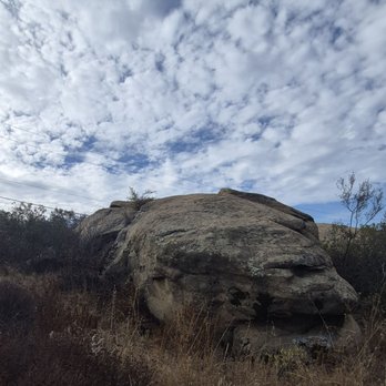 Sage Ranch Park - Hiking Near Me - Simi Valley, California Sage Ranch Park - Hiking Near Me - Simi Valley, California