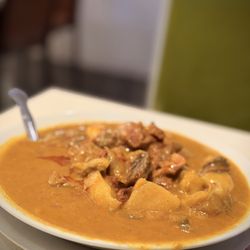 Alhambra Garden Café - Curry beef brisket