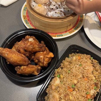 Dumpling Den - Shanghainese Near Me - Fort Lee, New Jersey