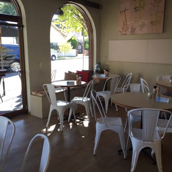 Bossy Boots - Inside and outside seating - Coffee & Tea Near Me - Brighton, VIC Bossy Boots - Inside and outside seating - Coffee & Tea Near Me - Brighton, VIC