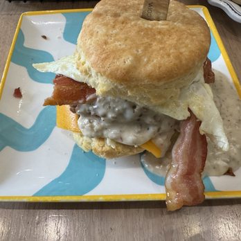 Biscuit Belly - Nulu - The Rockwell Supreme - Breakfast & Brunch Near Me - Louisville, Kentucky Biscuit Belly - Nulu - The Rockwell Supreme - Breakfast & Brunch Near Me - Louisville, Kentucky