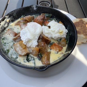 Half & Half - Salmon Hash - Breakfast & Brunch Near Me - St. Louis, Missouri