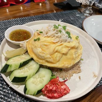Temsib Eatery & Bar - Crab Fried Rice - Thai Near Me - Bellevue, Washington