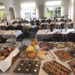 Cafe Schröer Fidora - Restaurant Schröre Fidora   Bittet an Frühstück nach Bestellung ab 10 Personen