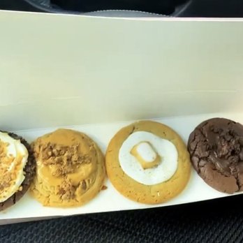 Crumbl - Tempe - Bakeries Near Me - Tempe, Arizona Crumbl - Tempe - Bakeries Near Me - Tempe, Arizona