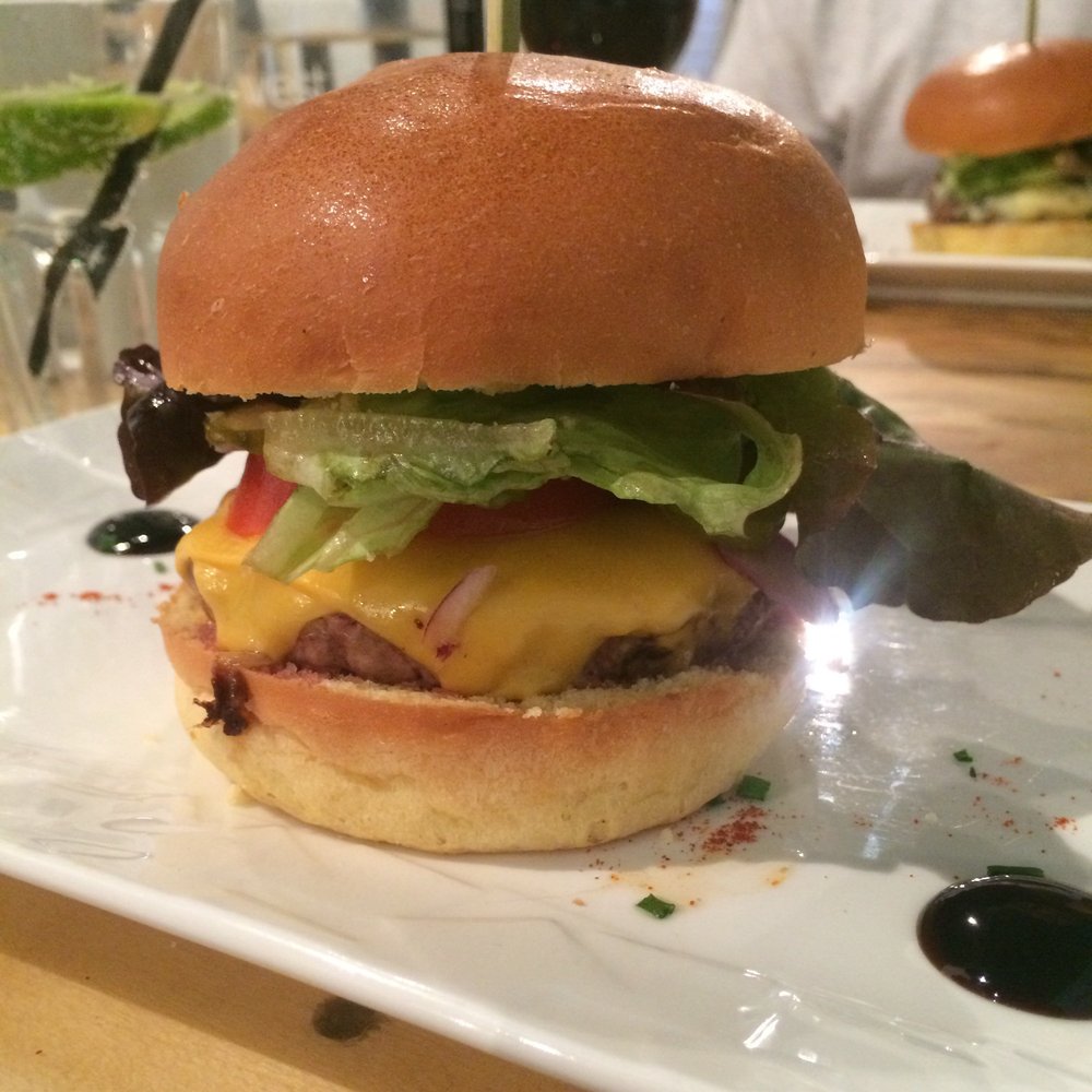 West Coast - Cheeseburger - Diners Near Me - Bordeaux, 33 West Coast - Cheeseburger - Diners Near Me - Bordeaux, 33