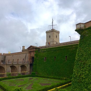Castell de Montjuïc - Entrance. - Local Flavor Near Me - Barcelona, B Castell de Montjuïc - Entrance. - Local Flavor Near Me - Barcelona, B