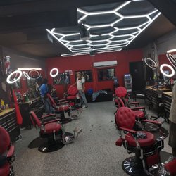 Downtown Barbers Dhs