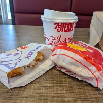 Jack in the Box - Sausage jack combo - Fast Food Near Me - Inglewood, California Jack in the Box - Sausage jack combo - Fast Food Near Me - Inglewood, California