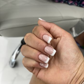 Blue Sky Nails - Nail Salons Near Me - Huntington, New York