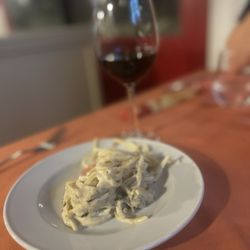 Il Giardinetto Ristorante Pizzeria - Pasta and house wine