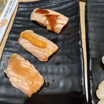 Waka Sakura - Conveyor Belt Sushi Near Me - Gardena, California