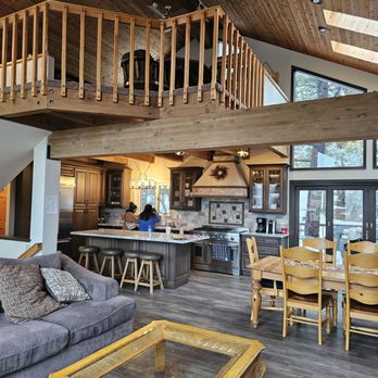 Destination Big Bear - Vacation Rentals Near Me - Big Bear Lake, California