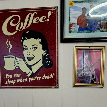 The Potholder Cafe P3 - Interior signs love'em - Breakfast & Brunch Near Me - Long Beach, California The Potholder Cafe P3 - Interior signs love'em - Breakfast & Brunch Near Me - Long Beach, California