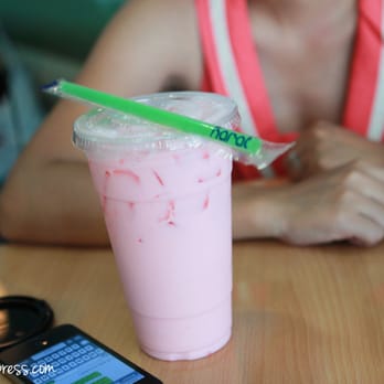 Salju Dessert - Strawberry tea! - Desserts Near Me - Alhambra, California