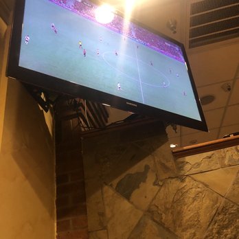 Delia's Pizzeria & Grill - One of two TV screens - Pizza Near Me - Springfield, Virginia