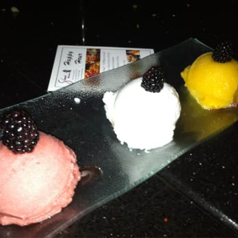 Grace's Mandarin - Pomegranate, Coconut, Mango - Asian Fusion Near Me - Oxon Hill, Maryland
