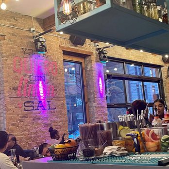 La Luna - Mexican Near Me - Chicago, Illinois
