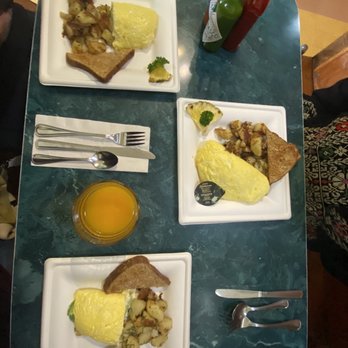 Egghead's Restaurant - Dungeness crab omelette with avocado and sour cream with greasy orange juice! - Breakfast & Brunch Near Me - Fort Bragg, California Egghead's Restaurant - Dungeness crab omelette with avocado and sour cream with greasy orange juice! - Breakfast & Brunch Near Me - Fort Bragg, California