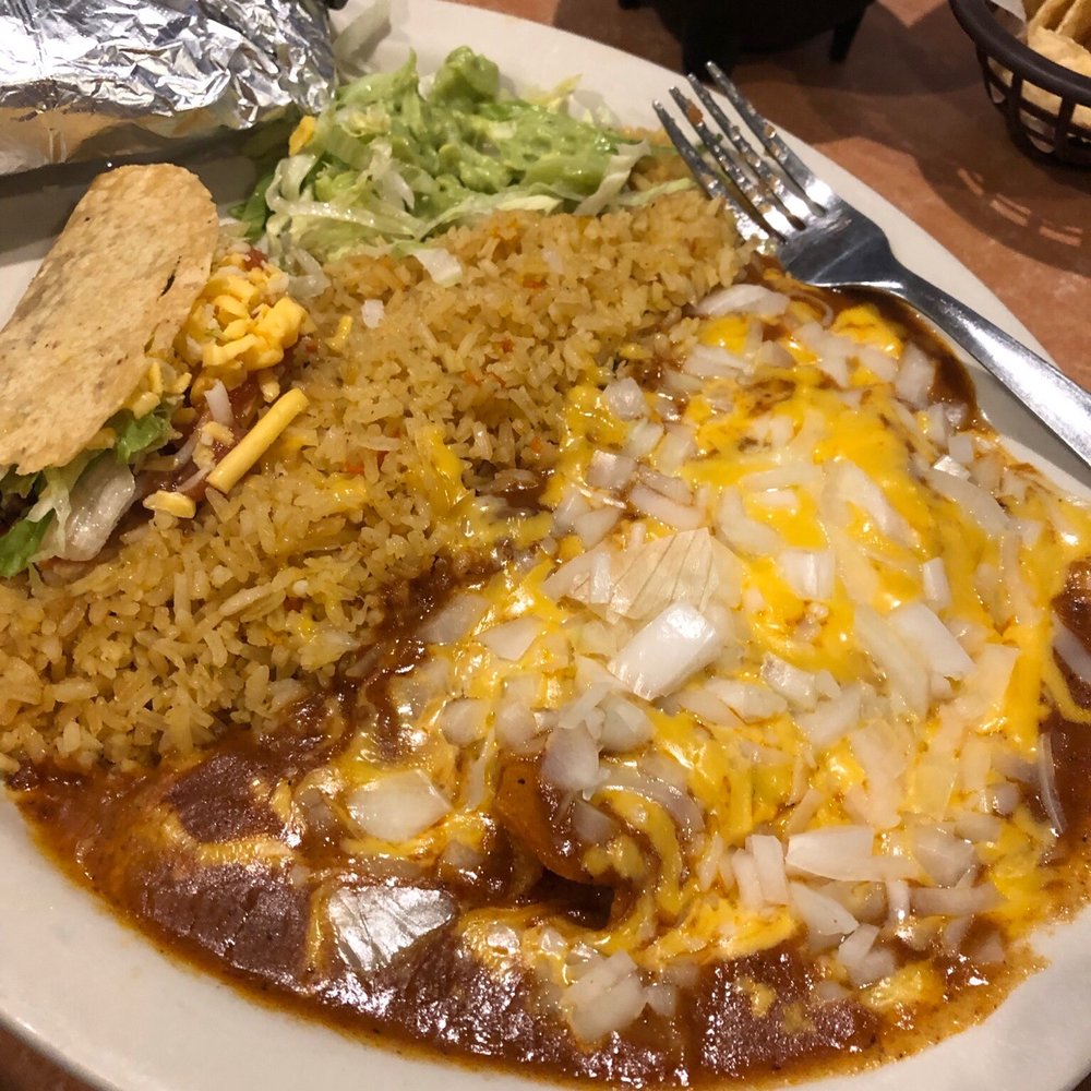 Las Barcas - Enchilada with crispy taco and guacamole - Tex-Mex Near Me - Canyon Lake, Texas Las Barcas - Enchilada with crispy taco and guacamole - Tex-Mex Near Me - Canyon Lake, Texas