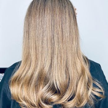Chicas Hair Studio - Hair Salons Near Me - Patchogue, New York